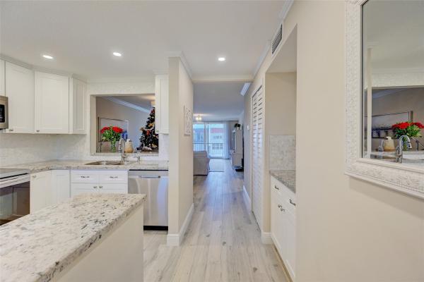 Island Club, 777 S Federal Hwy #D304, Pompano Beach, Florida 33062, image 1