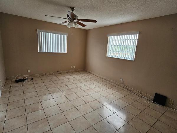 Sapphire, 4000 NW 44th Ave #215, Lauderdale Lakes, Florida 33319, image 1