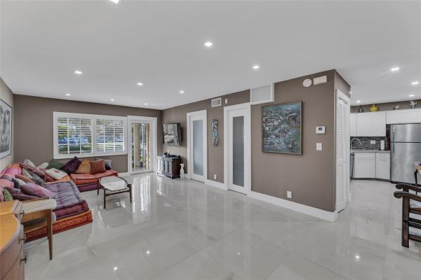 Manor Grove Village, 1930 NE 2nd Ave #111L, Wilton Manors, Florida 33305, image 2