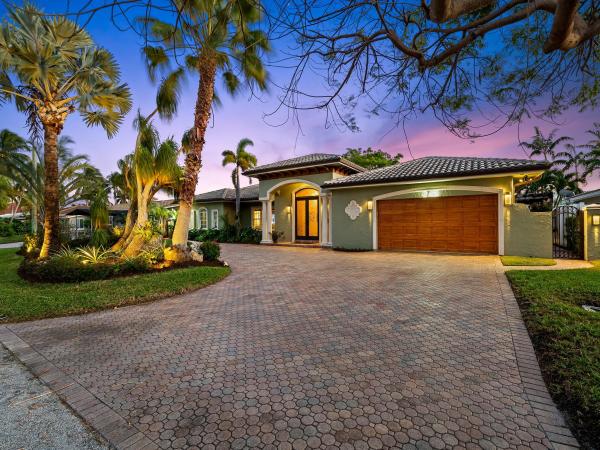 Santa Barbara Shores, 2360 SE 8th Ct, Pompano Beach, Florida 33062, image 1