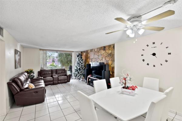 Summit Chase, 8405 NW 8th St #305, Fountainebleau, Florida 33126, image 1