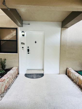 Summertree Village, 511 Ives Dairy Rd #205-6, Ives Estates, Florida 33179, image 1