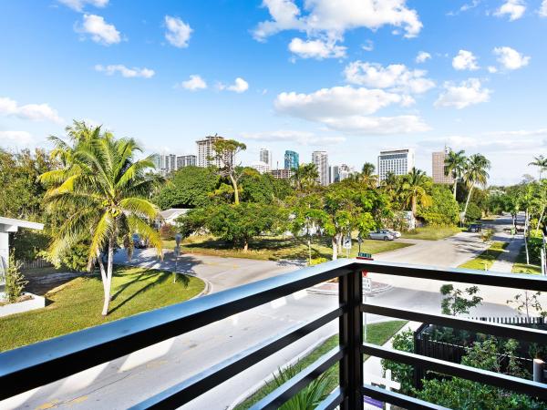 Seawanna, 704 SW 7th St, Fort Lauderdale, Florida 33315, image 1