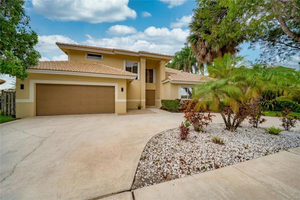 Emerald Lake Estates At The Landings, 1280 SW 103rd Ave, Pembroke Pines, Florida 33025, image 1