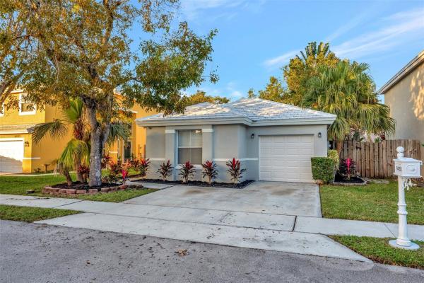 Fay’s Cove At Coral Bay, 6435 Rock Beauty Ter, Margate, Florida 33063, image 1