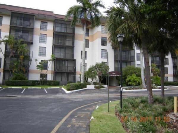 Inverwood Of Inverrary, 5570 NW 44th St #510, Lauderhill, Florida 33319, image 1