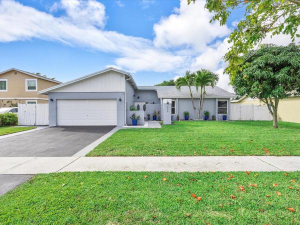 Gates Of Hillsboro, 335 NW 41st Ave, Deerfield Beach, Florida 33442, image 1