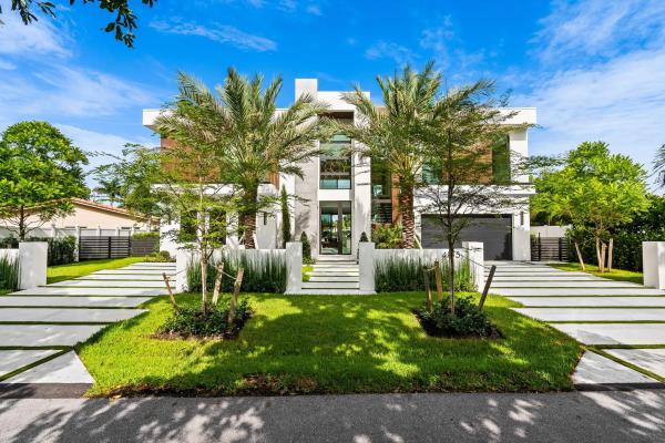 Bermuda Riviera, 4015 NE 34th Ave, Fort Lauderdale, Florida 33308, image 1