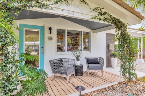 Miller Gardens, 538 NE 16th St, Fort Lauderdale, Florida 33304, image 1