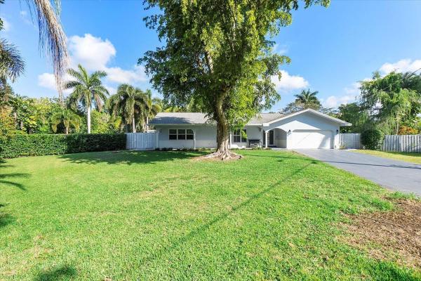 Plantation Acres, 451 Petersburg Ter, Plantation, Florida 33325, image 3