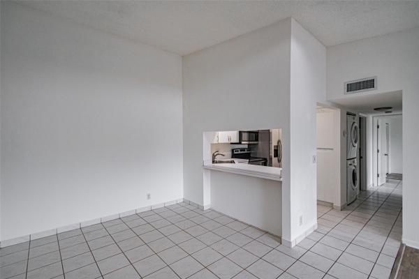The Palm Club, 1011 Green Pine Blvd #D3, West Palm Beach, Florida 33409, image 3