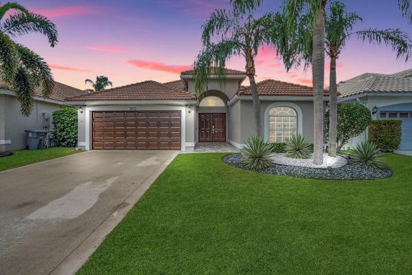Sabal Bay At Lake Charleston, 7633 Thornlee Dr, Lake Worth Beach, Florida 33467, image 1