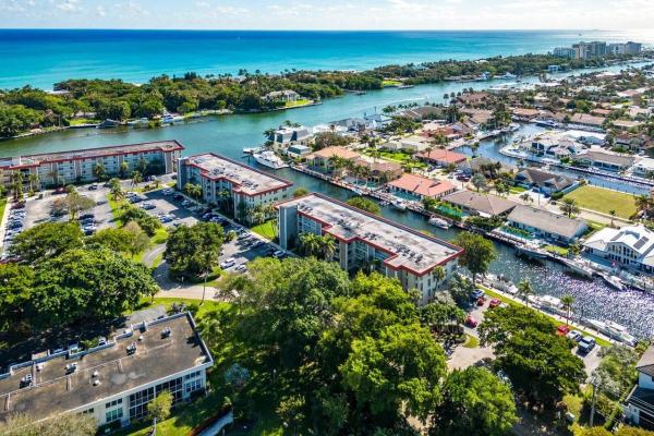 Palm Aire At Coral Key, 3000 NE 48th Ct #103, Hillsboro Beach, Florida 33064, image 2