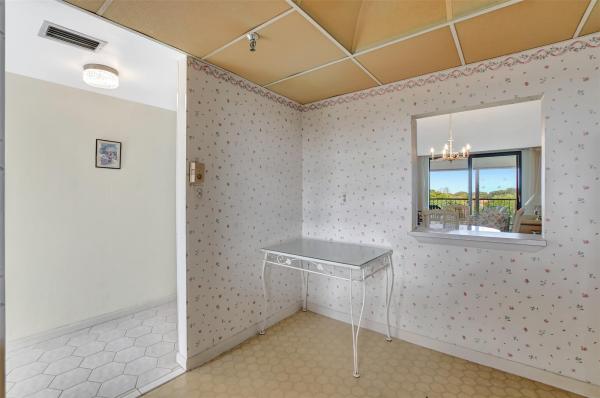 The Palms Of Deer Creek, 2430 Deer Creek Country Club Blvd #508-2, Deerfield Beach, Florida 33442, image 2