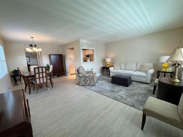 Sterling Village, 680 Horizons W #205, Boynton Beach, Florida 33435, image 3