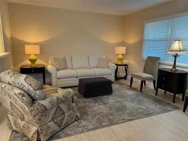 Sterling Village, 680 Horizons W #205, Boynton Beach, Florida 33435, image 1