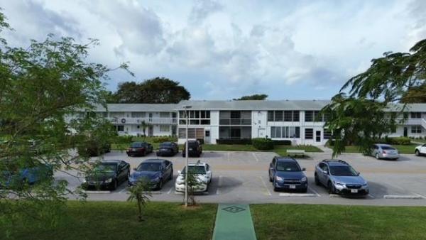 Farnham, 155 Farnham G, Deerfield Beach, Florida 33442, image 3