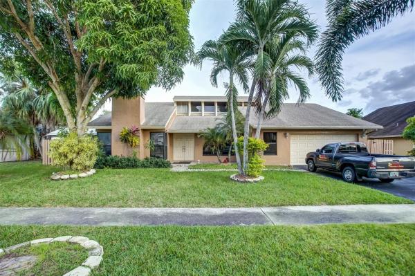 Boulevard Woods East, 5270 NW 73rd Way, Lauderhill, Florida 33319, image 1