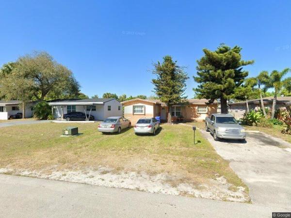 Melrose Park Estates, 2747 SW 9th St, Fort Lauderdale, Florida 33312, image 1