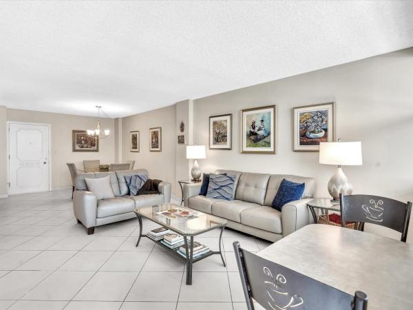 Jamaica House Apartments, 305 N Pompano Beach Blvd #405, Pompano Beach, Florida 33062, image 1