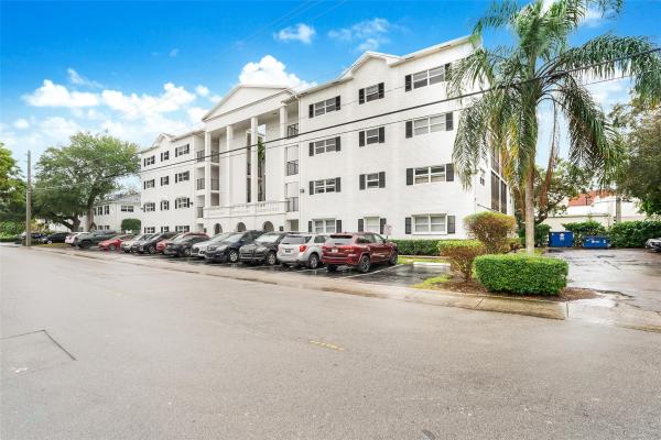 Las Olas Manor, 1212 SE 2nd Ct #203, Fort Lauderdale, Florida 33301, image 1