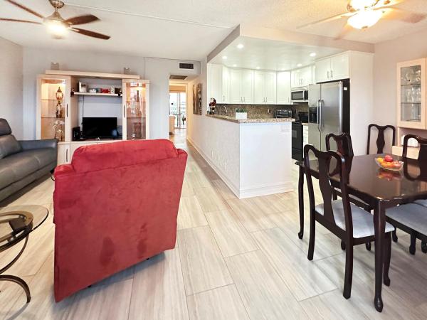 Lyndhurst, 4068 Lyndhurst #4068, Deerfield Beach, Florida 33442, image 1