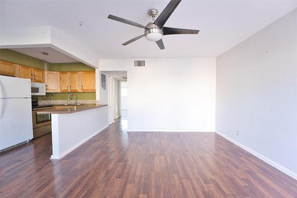 Azul At Kimberly Lake, 4050 NE 12th Ter #13-1, Oakland Park, Florida 33334, image 1