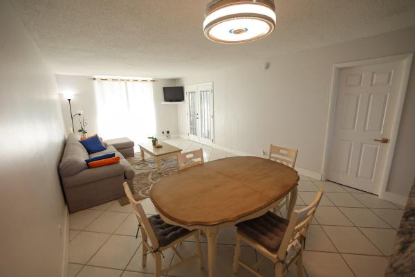 Boca Teeca, 5700 NW 2nd Ave #605, Boca Raton, Florida 33487, image 2