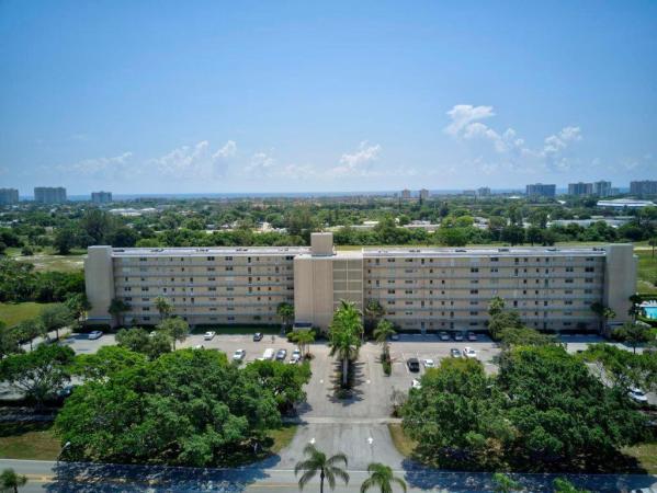 Boca Teeca, 5700 NW 2nd Ave #605, Boca Raton, Florida 33487, image 3