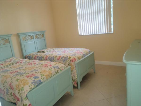 Buena Vida, 8803 Via Prestigio W, Wellington, Florida 33411, image 3