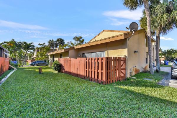 Missionwood At Miramar, 8443 W Missionwood Dr #A-12, Miramar, Florida 33025, image 3