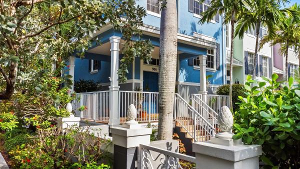 Duval Villas, 900 Duval Pl, Wilton Manors, Florida 33334, image 1