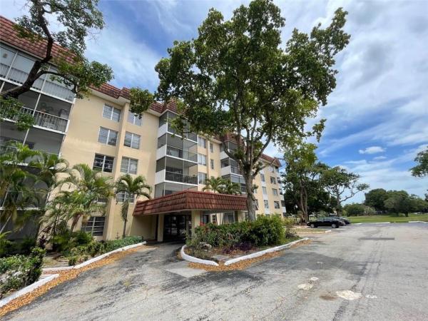 The Manors Of Inverrary, 4160 Inverrary Dr #507, Lauderhill, Florida 33319, image 1