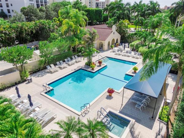 Regency At Boca Pointe, 7582 Regency Lake Dr #601, Boca Raton, Florida 33433, image 3