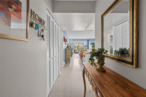 Lauderdale Oaks, 3091 NW 46th Ave #209A, Lauderdale Lakes, Florida 33313, image 2