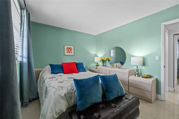Lauderdale Oaks, 3091 NW 46th Ave #209A, Lauderdale Lakes, Florida 33313, image 3
