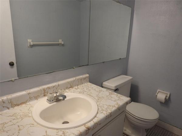 Manor Grove Village, 351 NE 19th Pl #201K, Wilton Manors, Florida 33305, image 3