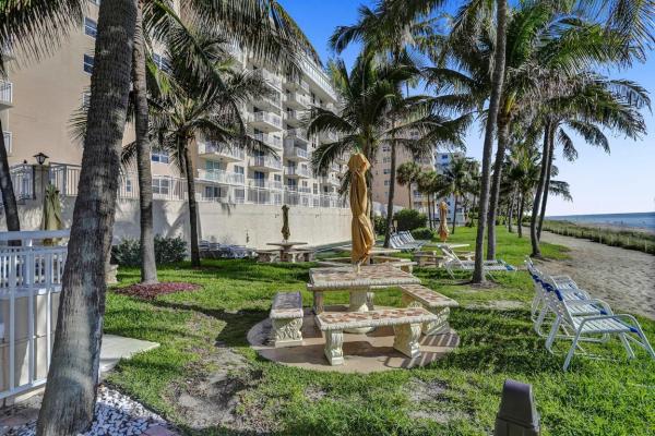 Hillsboro Le Baron, 1050 Hillsboro Mile #806W, Hillsboro Beach, Florida 33062, image 1