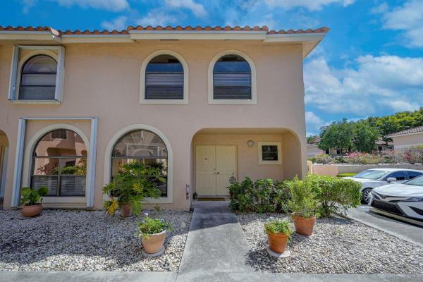 East Side, 5200 NE 14th Way #404, Fort Lauderdale, Florida 33334, image 1