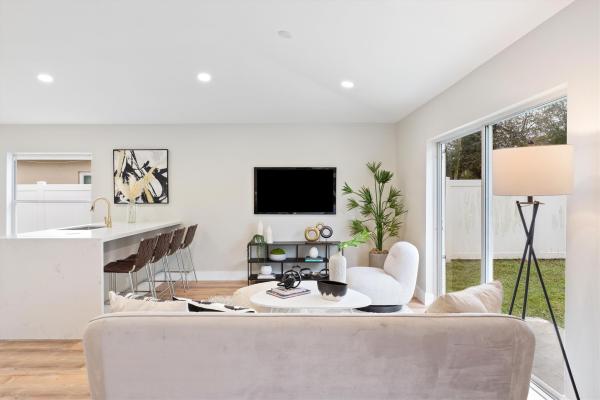 Amber Lake, 1964 SW 94th Ter, Miramar, Florida 33025, image 3