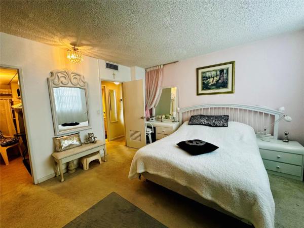 The Tides On Hollywood Beach, 3901 S Ocean Dr #3H, Hollywood, Florida 33019, image 2