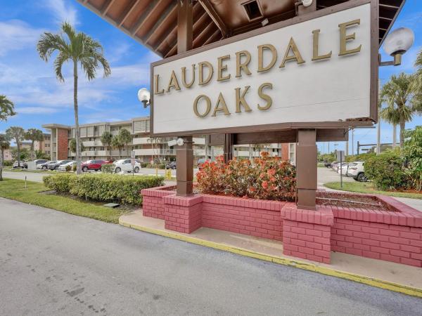 Lauderdale Oaks, 3001 NW 46th Ave #301, Lauderdale Lakes, Florida 33313, image 1