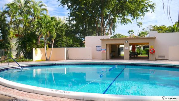 The Hills Of Inverrary, 3403 Cherry Garden Cir #149, Lauderhill, Florida 33319, image 3