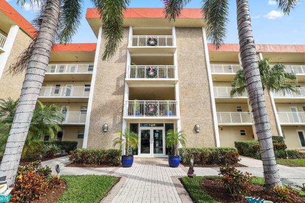 Palm Aire At Coral Key, 3180 NE 48th Ct #305, Lighthouse Point, Florida 33064, image 1
