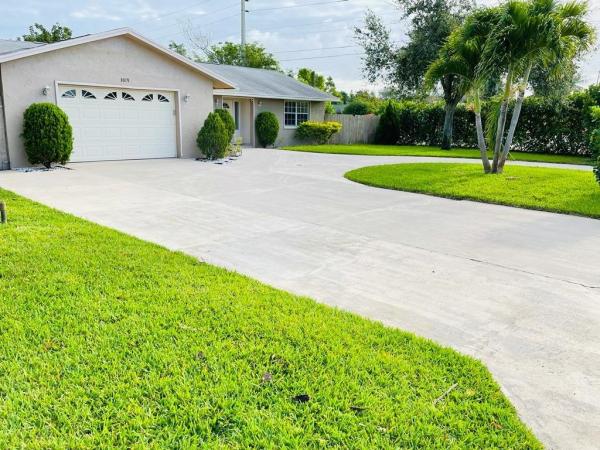 Hypoluxo Village, 3019 Seagrape Rd, Lake Worth Beach, Florida 33462, image 1