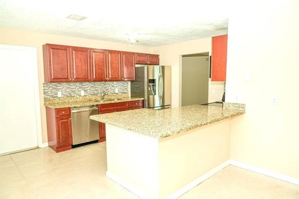 Hypoluxo Village, 3019 Seagrape Rd, Lake Worth, Florida 33462, image 1