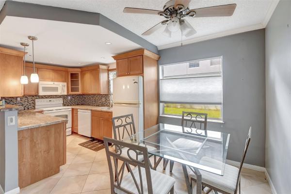 Normandy At Kings Point, 582 Normandy M, Delray Beach, Florida 33484, image 2