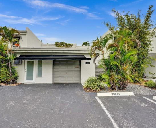 Cypress Cove, 4 Coventry Way #17A, Wilton Manors, Florida 33305, image 2