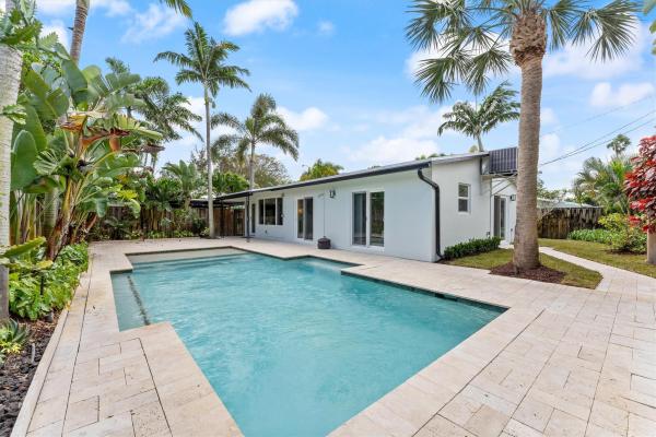 Tropical Manors, 417 NE 27th Dr, Wilton Manors, Florida 33334, image 1