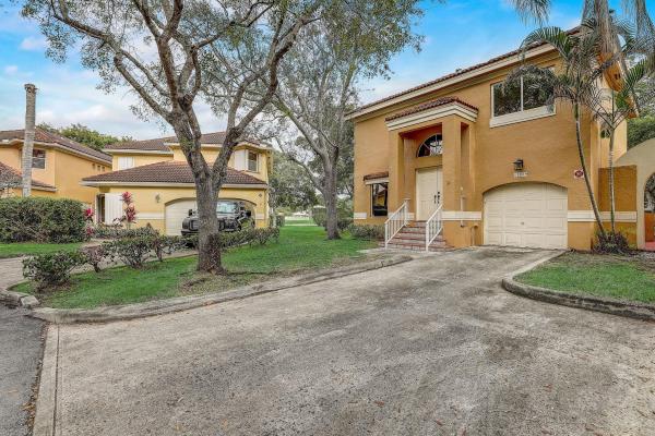 Portofino, 11239 Lakeview Dr, Coral Springs, Florida 33071, image 1